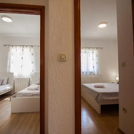 Apartman Domus - Free Private Parking *