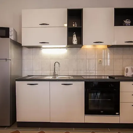 Apartman Domus - Free Private Parking