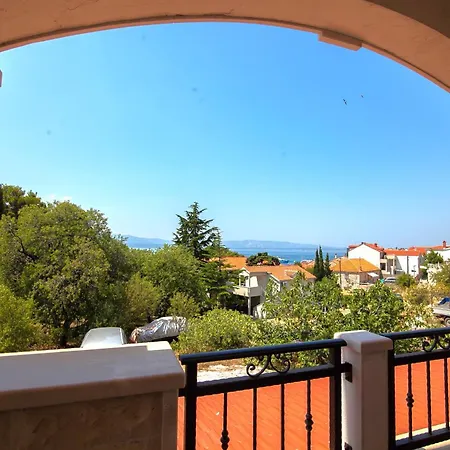 Apartman Domus - Free Private Parking Bol